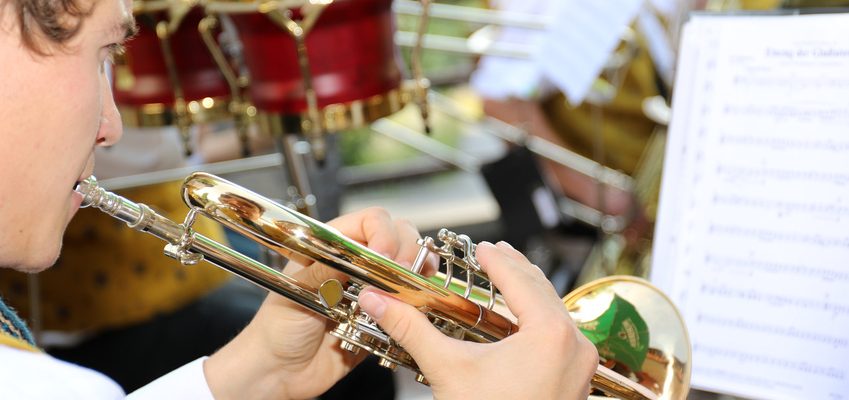 Dieses Bild zeigt einen Trompetenspieler (Foto: Fotolia)