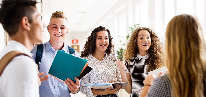 Dieses Bild zeigt Jugendliche (Foto: Fotolia)