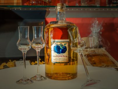 Edelobstbrennerei Andre Christon (Foto: Fototeam Mattigtal) Edelobstbrennerei Andre Christon (Foto: Fototeam Mattigtal)