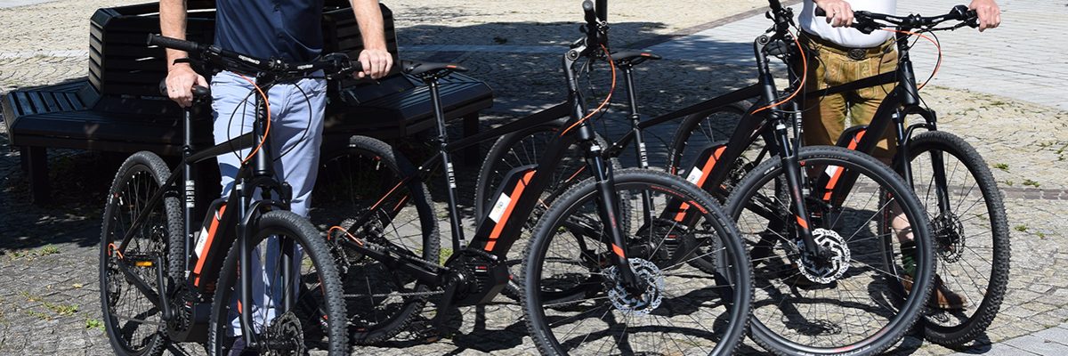 Dieses Bild zeigt Bürgermeister Martin Voggenberger und Ambros Weiß.