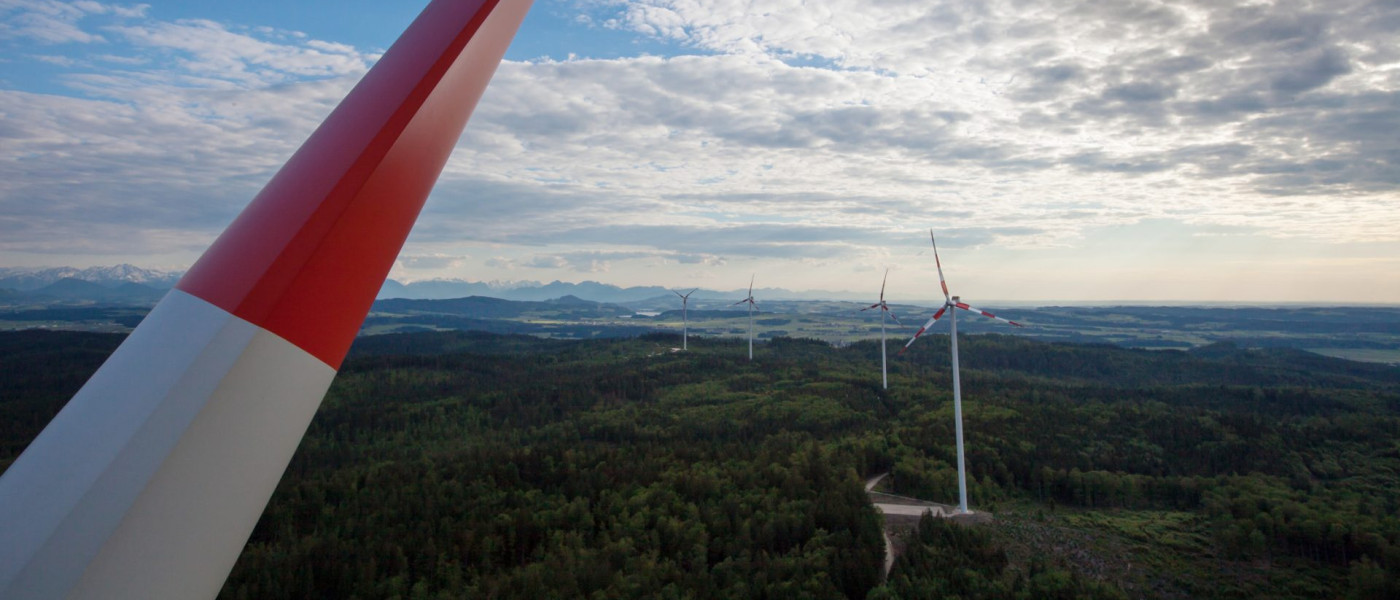 Dieses Bild zeigt den Windpark Munderfing.