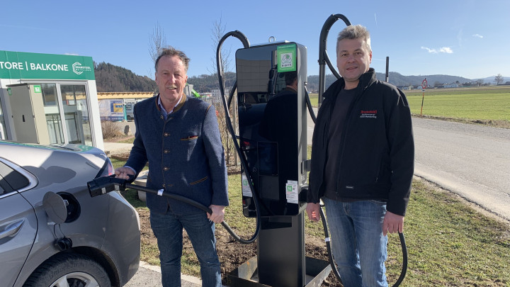 Öffentliche E-Ladestation