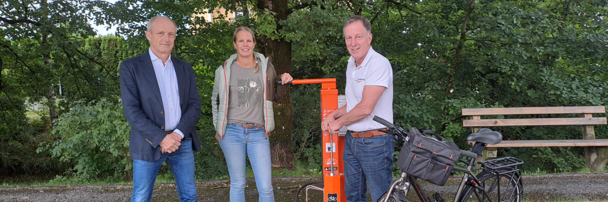 Fahrrad Servicestation am Dorfplatz Munderfing