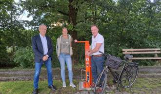 Fahrrad Servicestation am Dorfplatz Munderfing